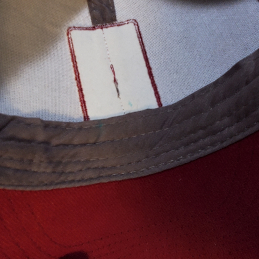 Maserati Gray Trident Cap Brushed Twill  Cotton Buckle and Grommet Tuck In - Picture 6 of 6